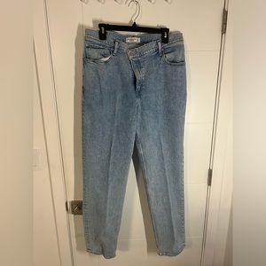 Abercombie & Fitch Crossover Waist 90s Straight Ultra High Rise Jean size 32 14